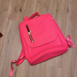 Tote and carry Apollo 2 backpack